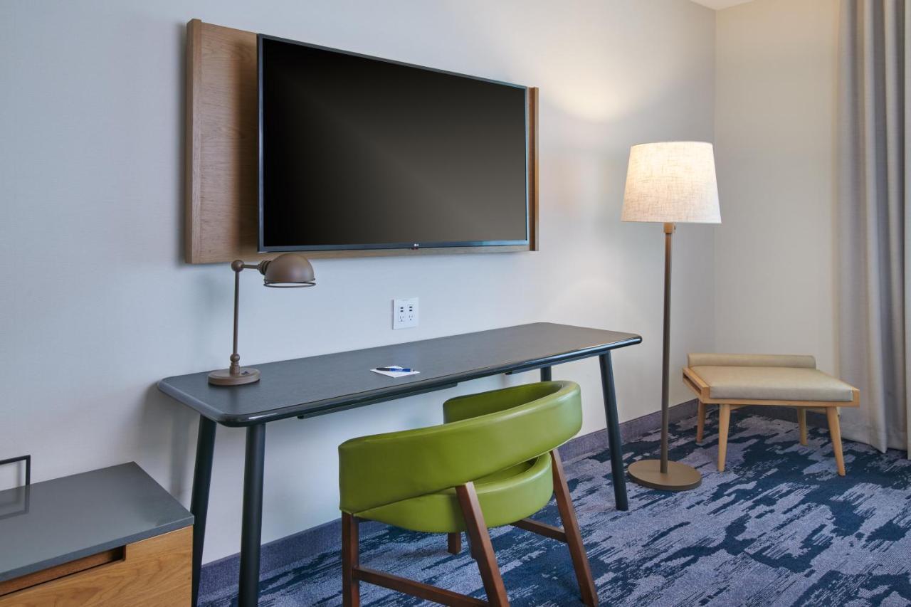 Fairfield & By Marriott Chicago O'hare 3*